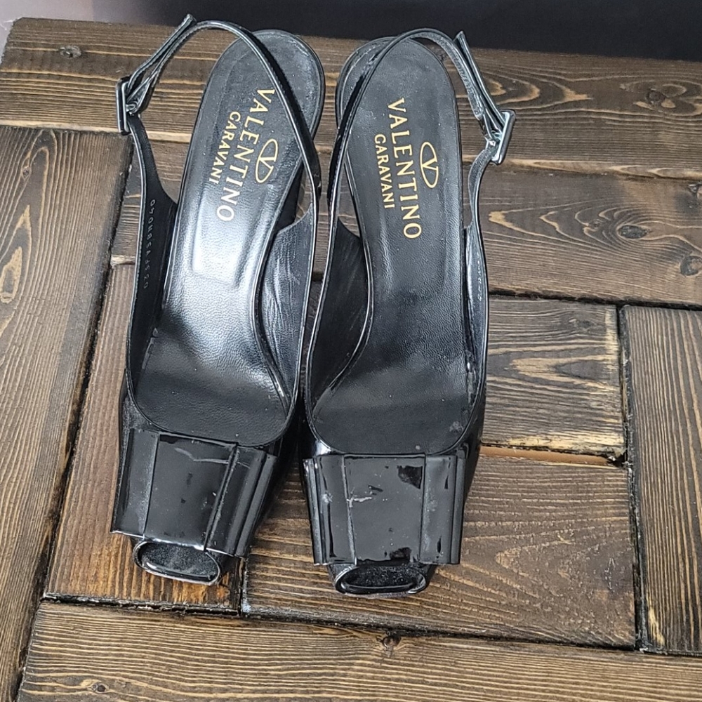 Valentino  black leather patent leather  pumps. Size 8.5